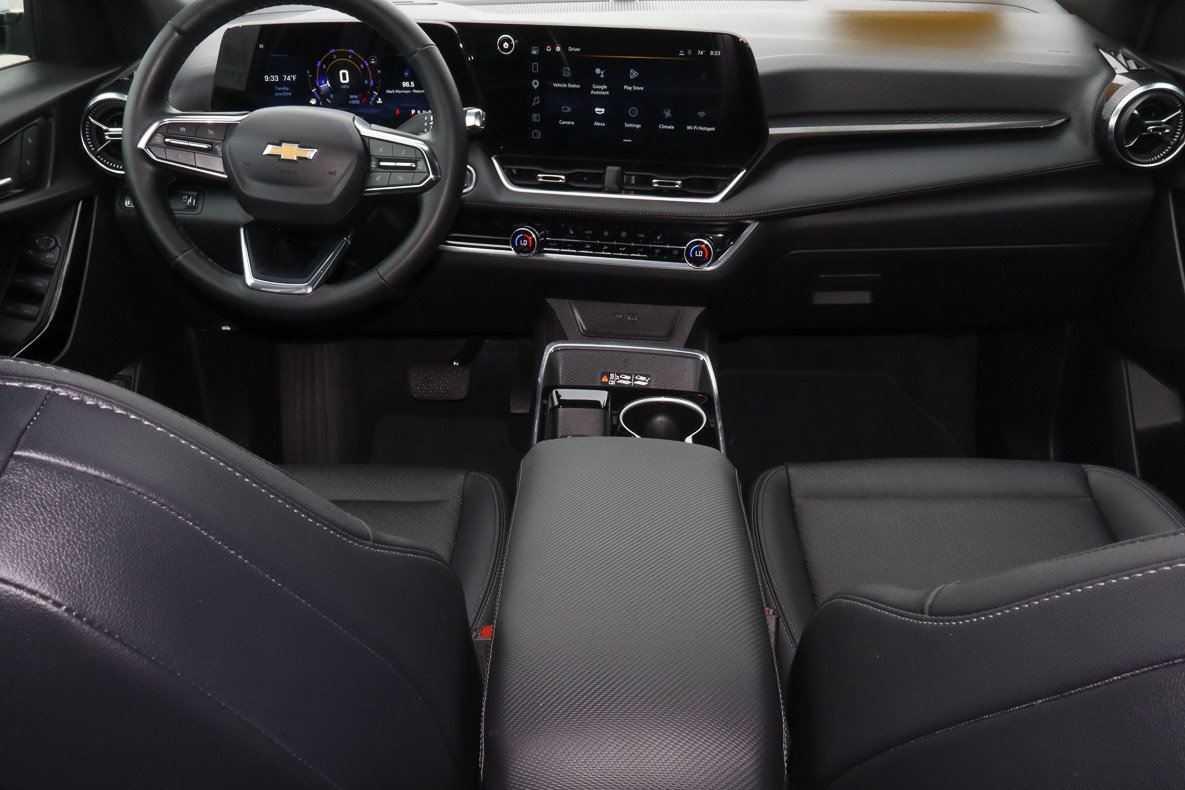 Used 2025 Chevrolet Equinox LT w/ Convenience Package II FWD image 10