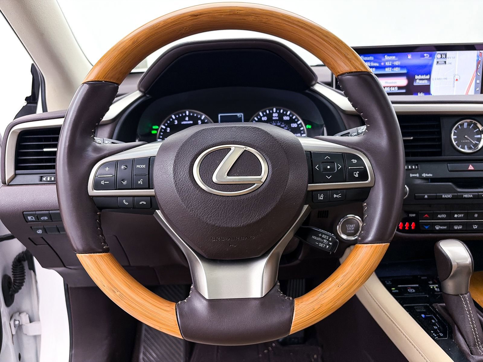 Used 2017 Lexus RX 350 FWD w/ Premium Package image 27