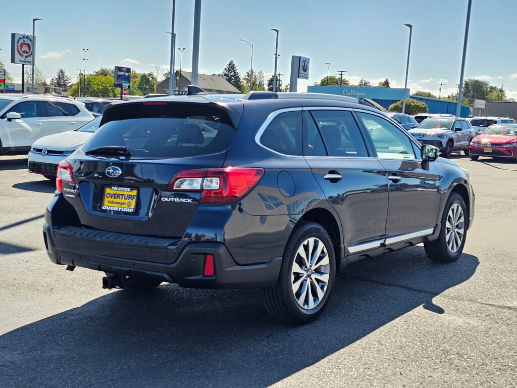 Used 2018 Subaru Outback 2.5i Touring w/ Popular Package #3 AWD/4WD image 6