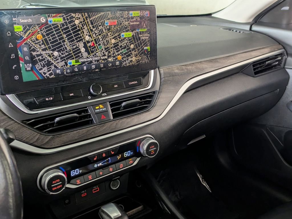 Used 2023 Nissan Altima 2.5 SL image 15