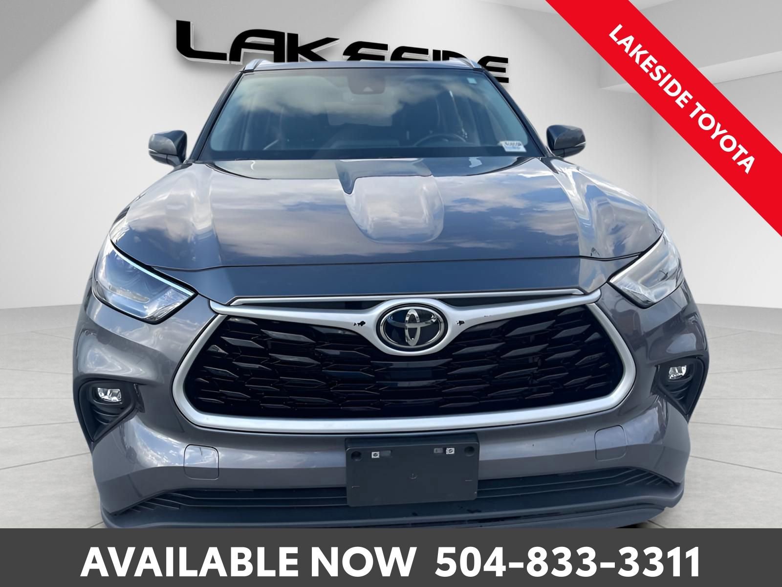 Used 2023 Toyota Highlander XLE image 9