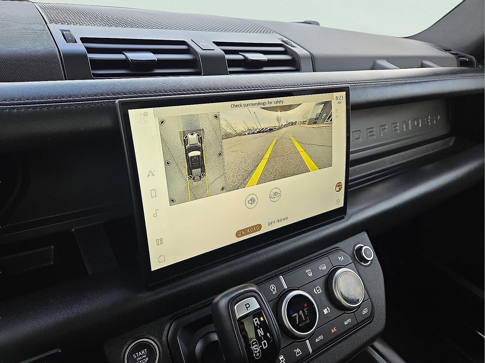 Used 2025 Land Rover Defender 110 S AWD/4WD image 16