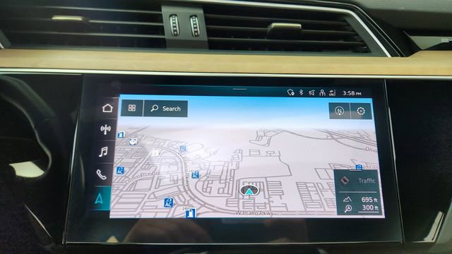 Used 2024 Audi Q8 e-tron Premium Plus w/ Premium Plus Package image 43