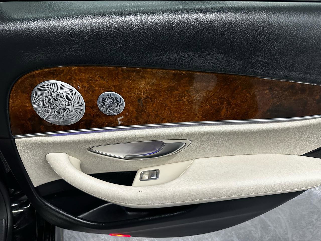 Used 2019 Mercedes-Benz E 300 4MATIC w/ Premium 1 Package image 16