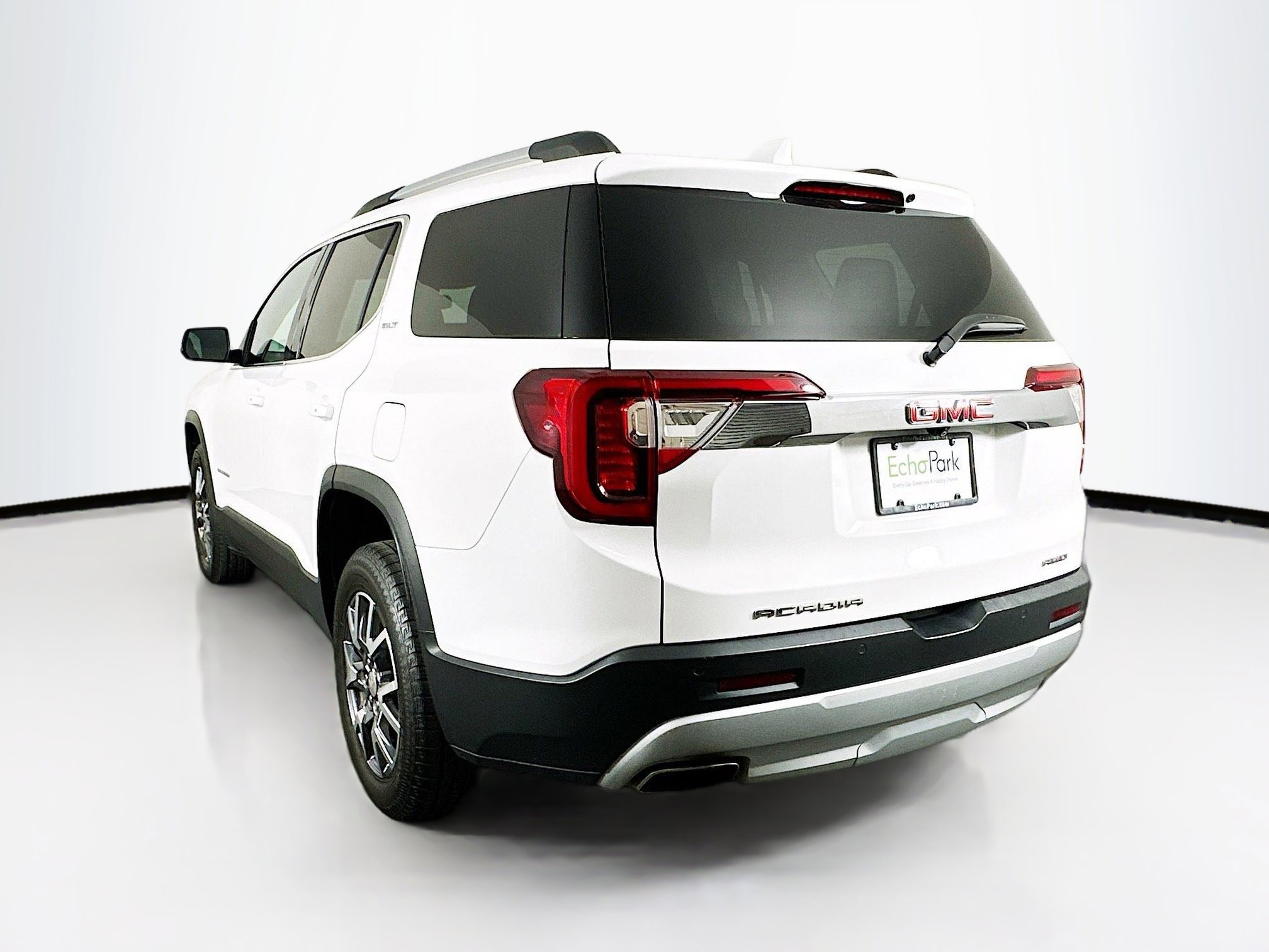 Used 2023 GMC Acadia SLT image 5