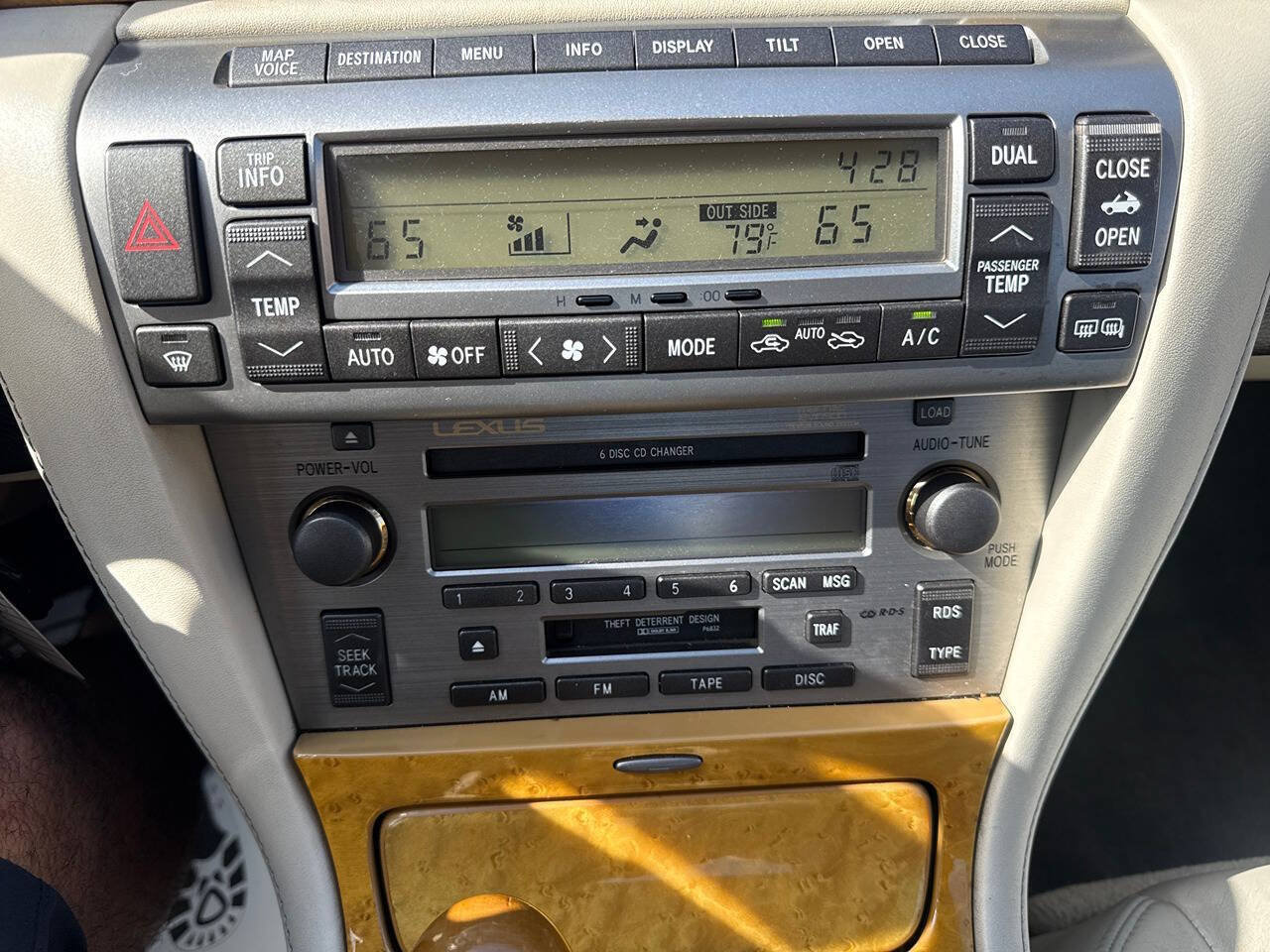 Used 2003 Lexus SC 430 Convertible RWD image 35