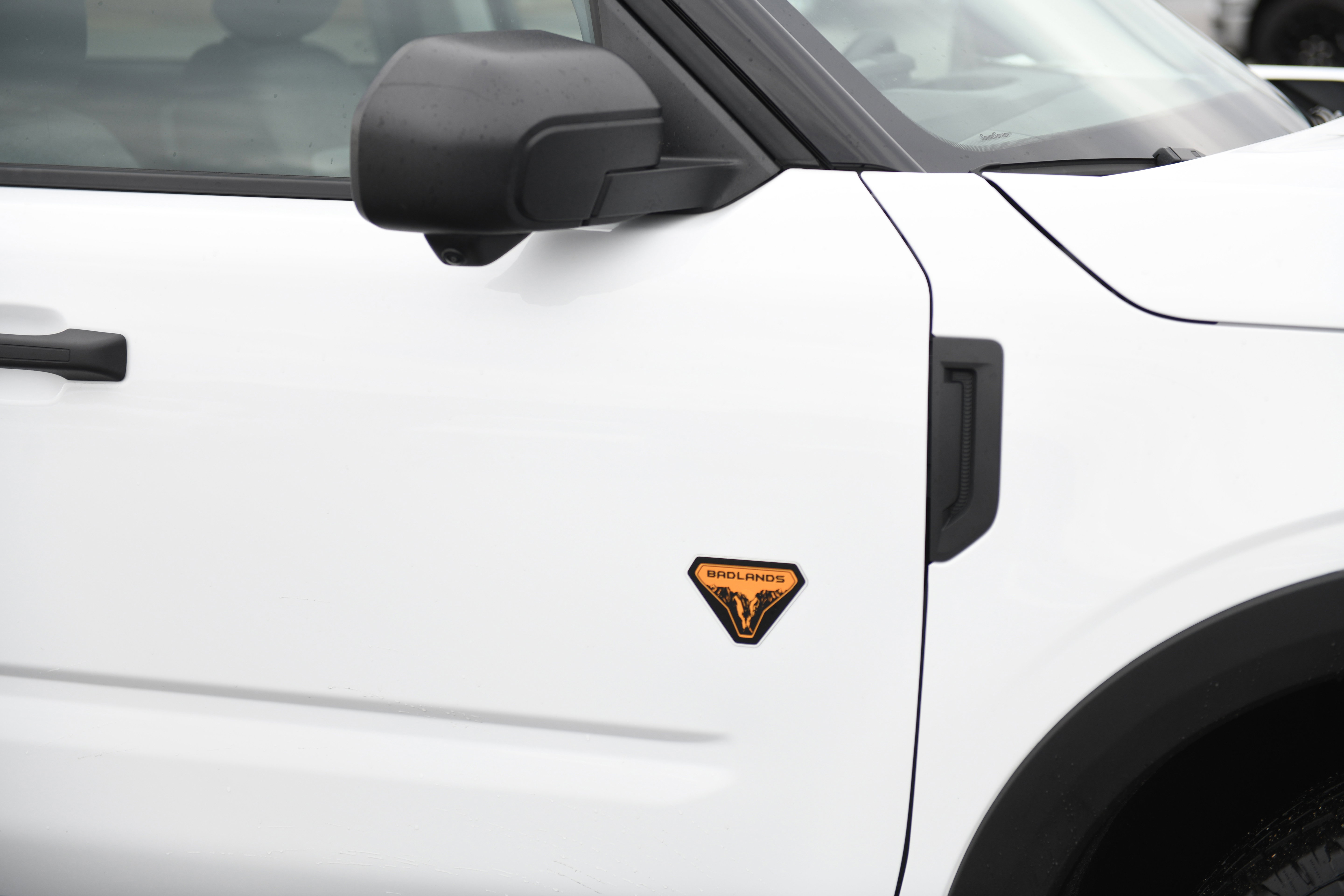 Used 2025 Ford Bronco Sport Badlands image 5