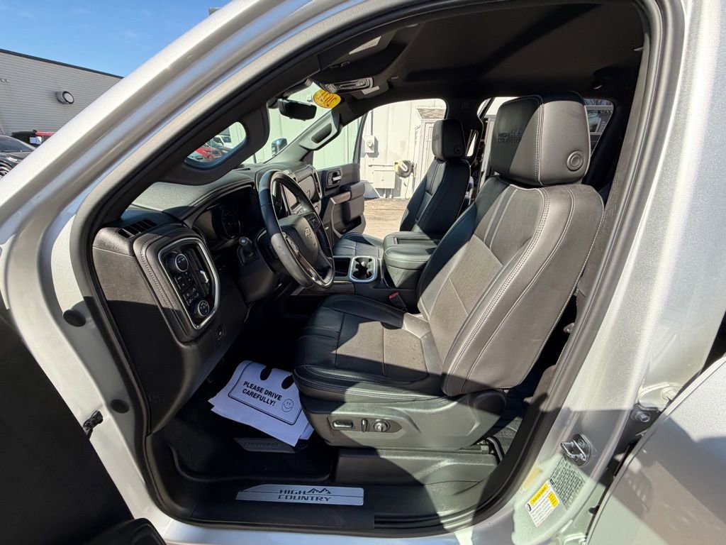 Used 2021 Chevrolet Silverado 3500 High Country image 52