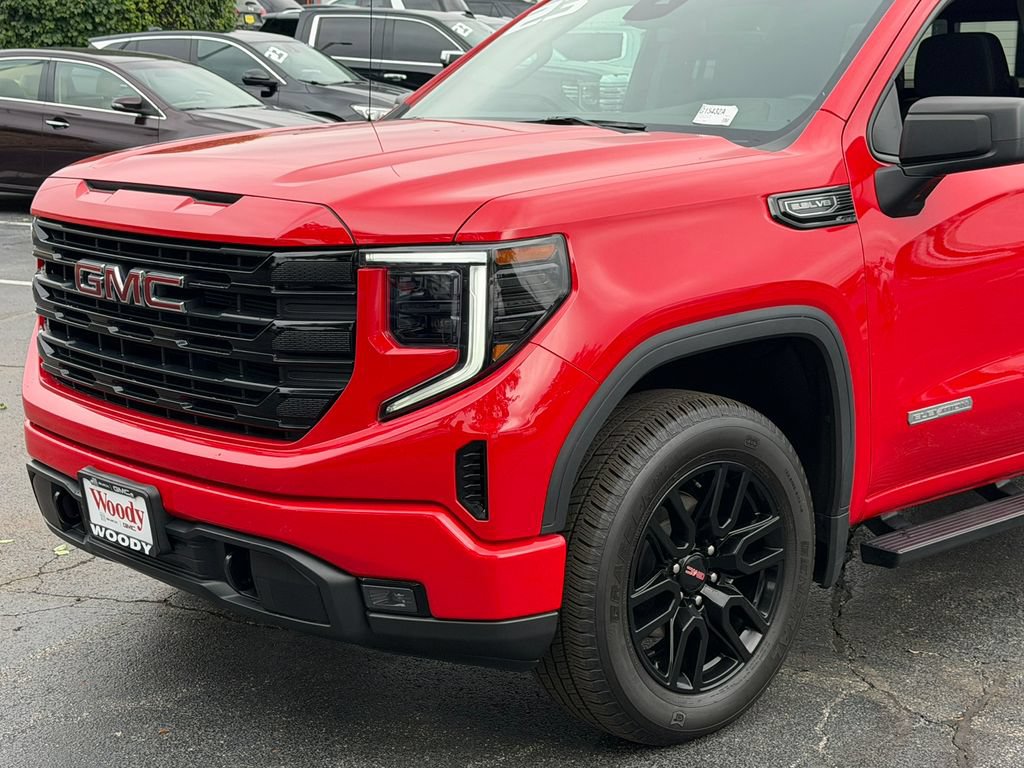 Certified 2023 GMC Sierra 1500 Elevation w/ Preferred Package AWD/4WD image 4