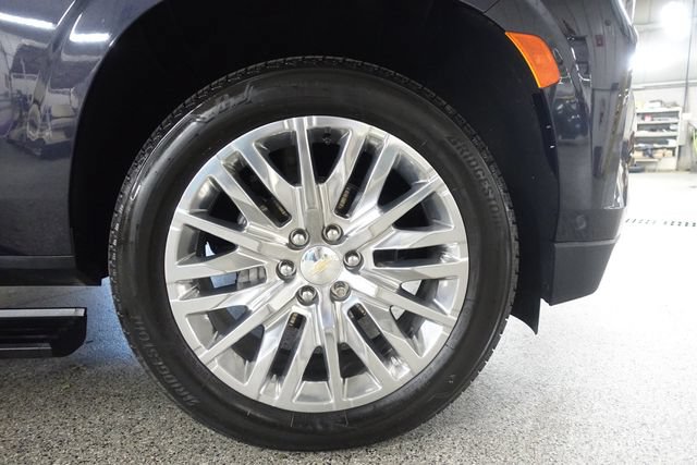 Used 2024 Chevrolet Tahoe High Country w/ Advanced Technology Package AWD/4WD image 35
