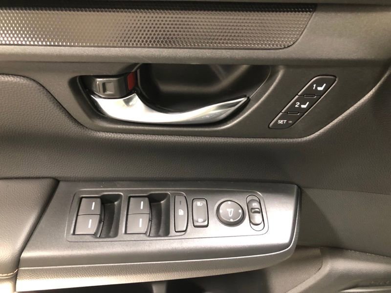 Used 2025 Honda CR-V Sport-L image 29