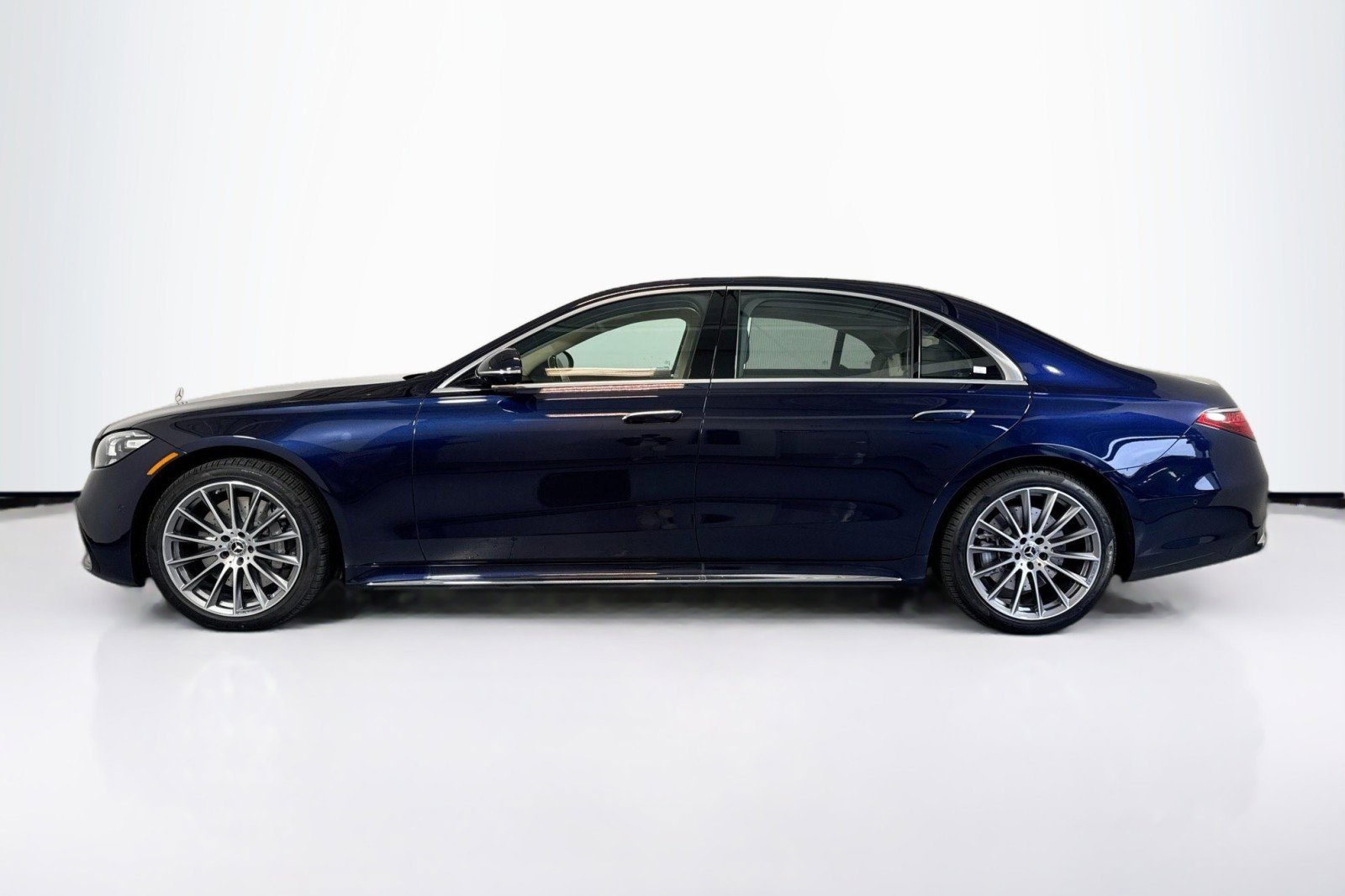 New 2026 Mercedes-Benz S 580 4MATIC Sedan image 8