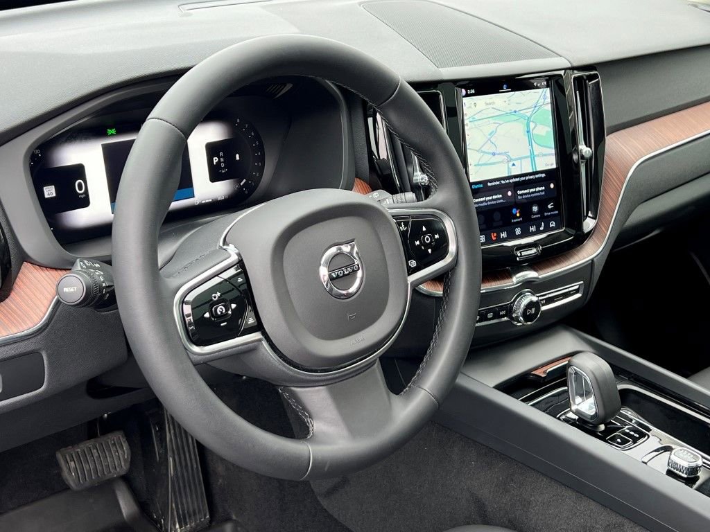Certified 2023 Volvo XC60 B5 Plus w/ Climate Package image 23