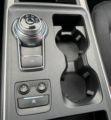 Used 2021 Ford Edge SE image 19