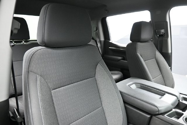 Used 2024 Chevrolet Silverado 1500 LT AWD/4WD image 32