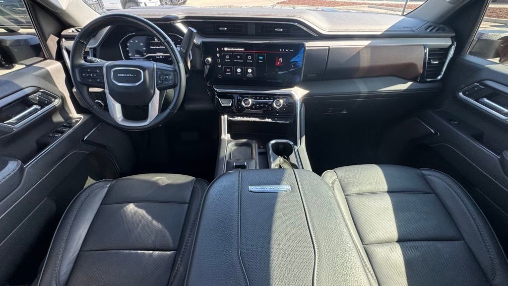 Used 2025 GMC Sierra 2500 Denali w/ Denali Reserve Package image 15