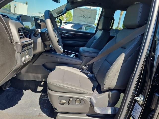 New 2026 Chevrolet Suburban LT w/ LPO, Get Active Package RWD image 19