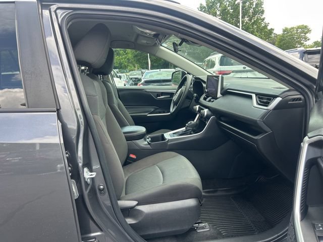 Used 2023 Toyota RAV4 XLE AWD/4WD image 17