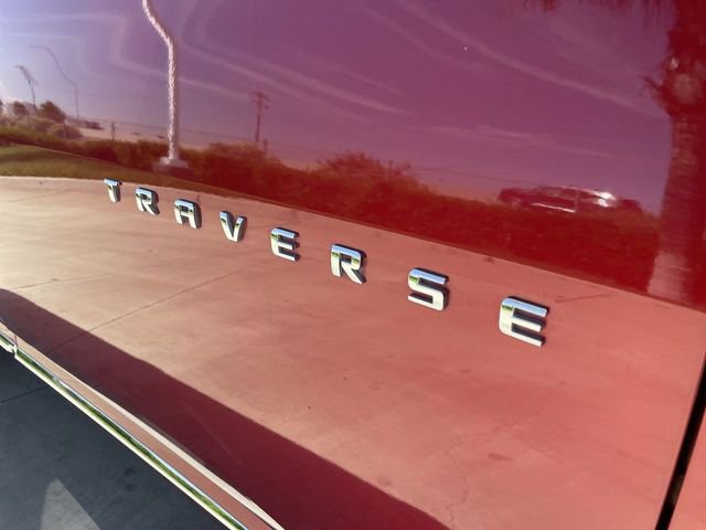 Used 2023 Chevrolet Traverse Premier FWD image 32