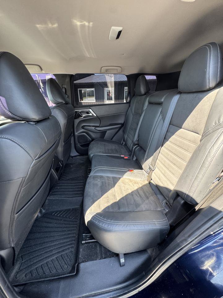 Used 2022 Mitsubishi Outlander SE AWD/4WD image 14