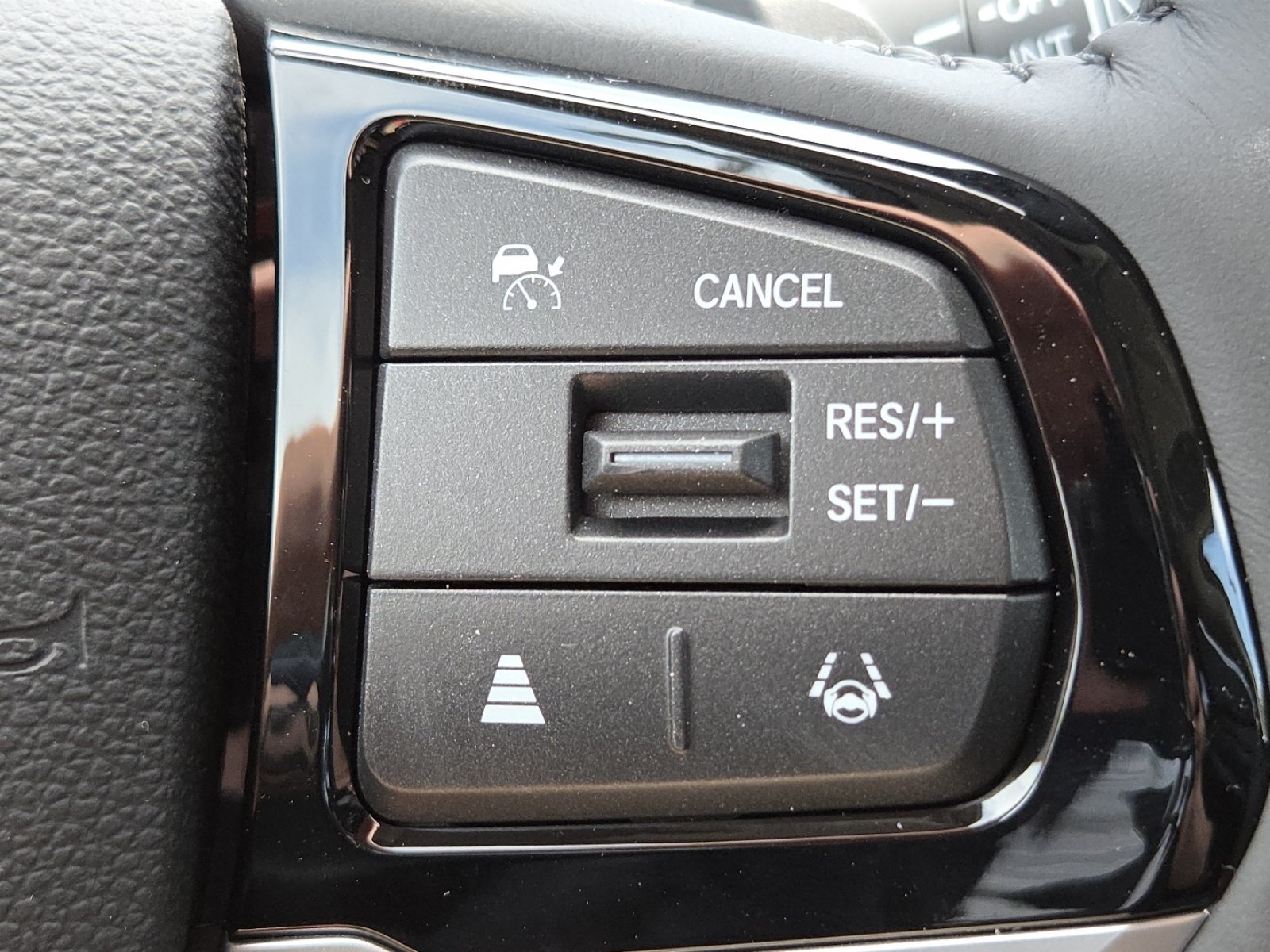 New 2026 Honda Odyssey EX-L image 8
