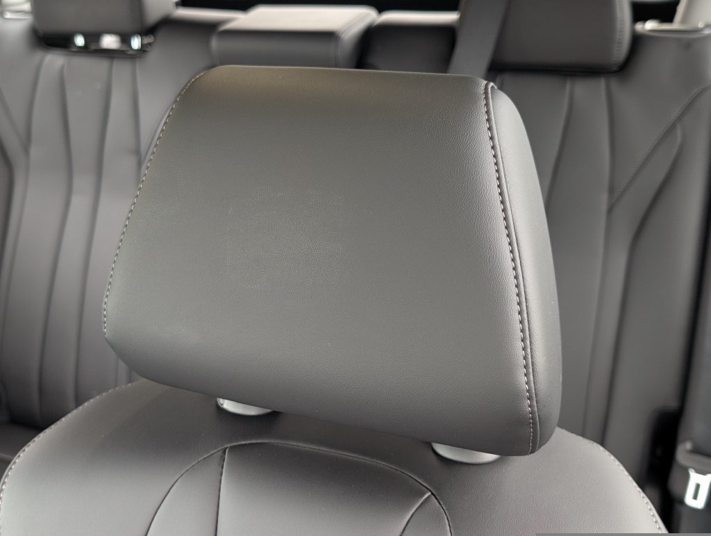 Used 2025 Acura ADX AWD image 16