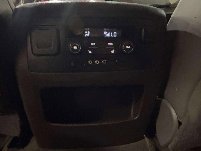 Used 2016 GMC Yukon Denali w/ Open Road Package image 33