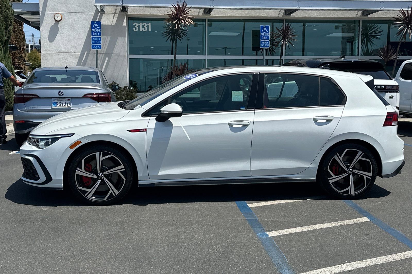 Used 2024 Volkswagen GTI SE image 7