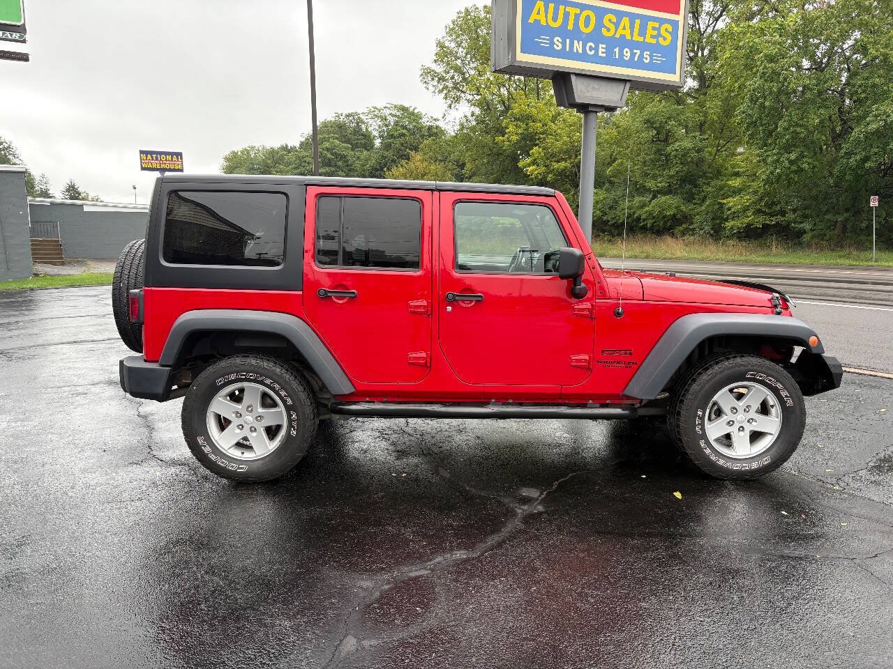 Used 2014 Jeep Wrangler Unlimited Sport w/ Quick Order Package 23S AWD/4WD image 4