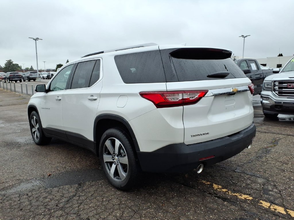 Used 2018 Chevrolet Traverse LT FWD image 7