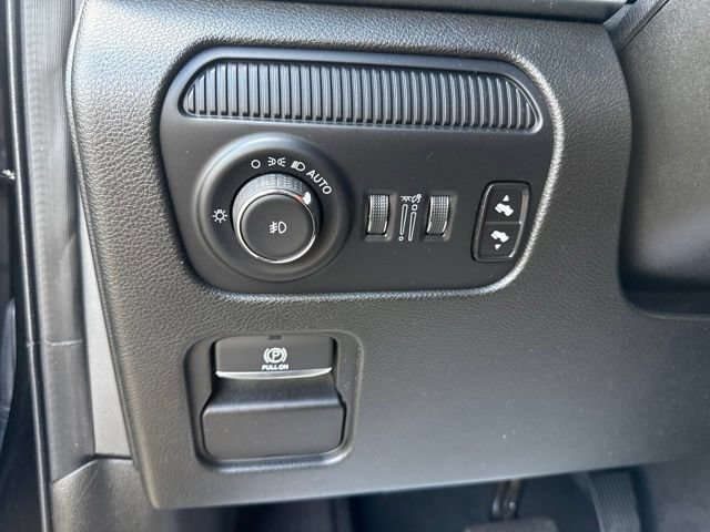 Used 2024 Jeep Wagoneer Series II AWD/4WD image 28