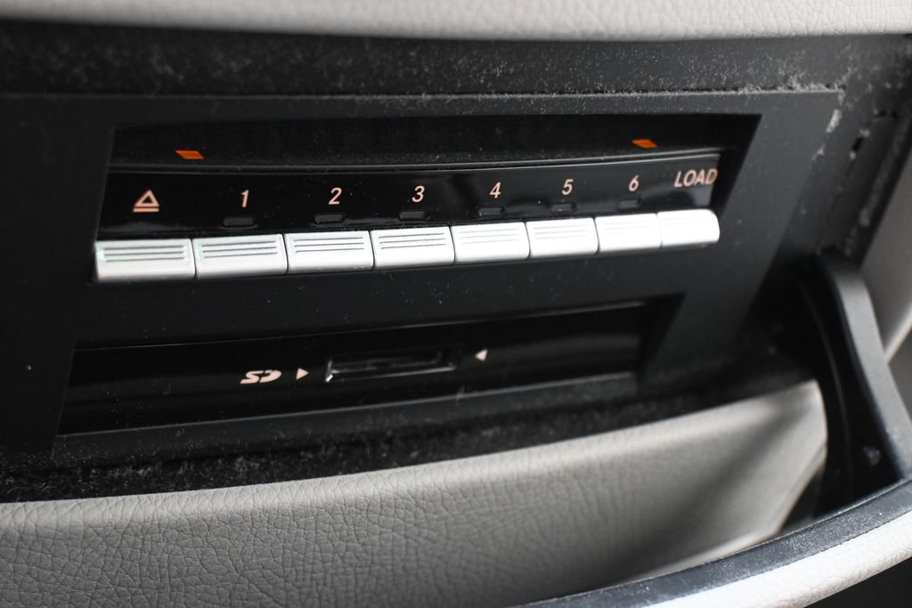 Used 2010 Mercedes-Benz S 550 4MATIC image 30