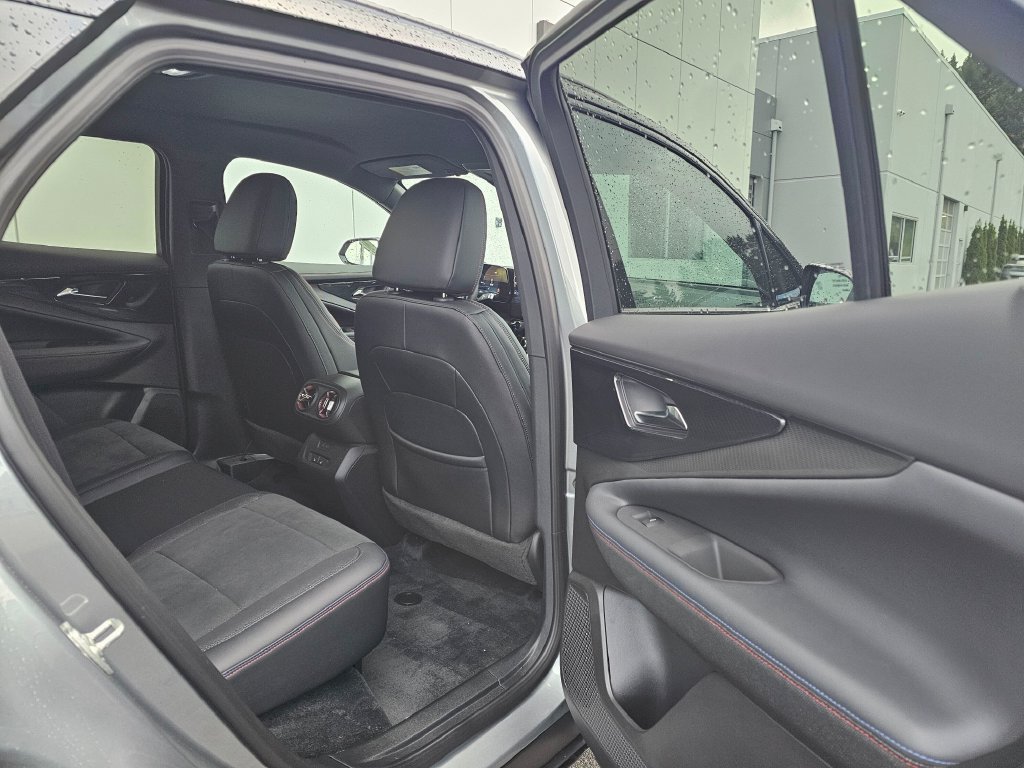 Used 2026 Chevrolet Blazer EV RS w/ Super Cruise Package AWD/4WD image 15