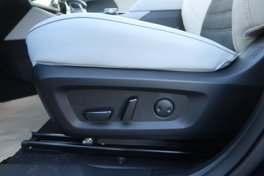 New 2026 Mitsubishi Outlander SE FWD image 25