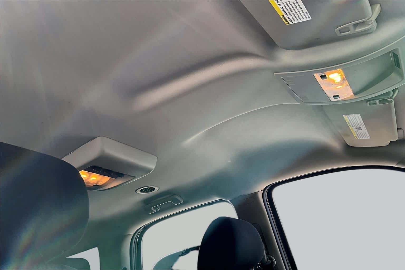 Used 2011 Chevrolet Tahoe LS RWD image 13