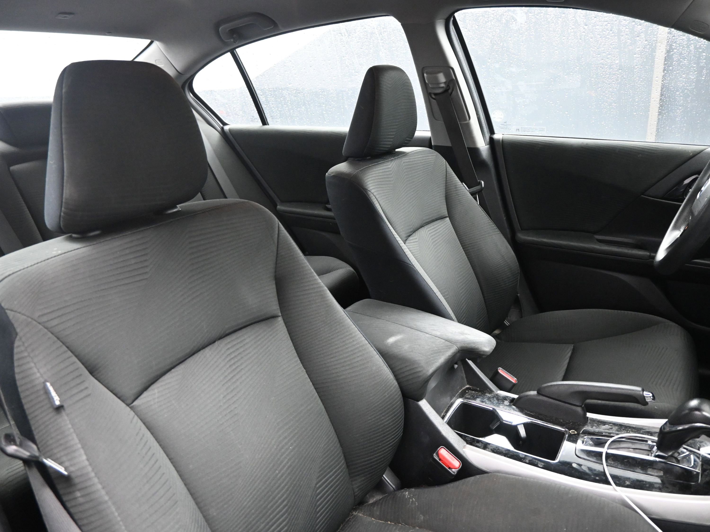 Used 2017 Honda Accord LX image 20