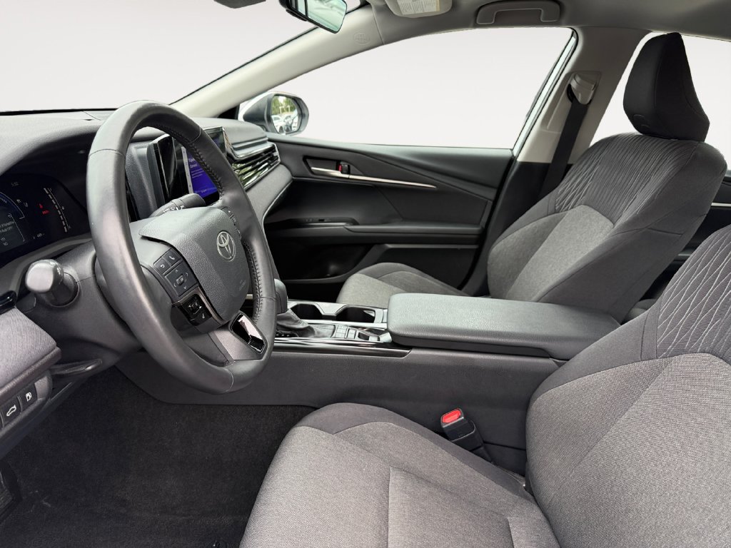 Certified 2025 Toyota Camry LE w/ Convenience Package AWD/4WD image 9