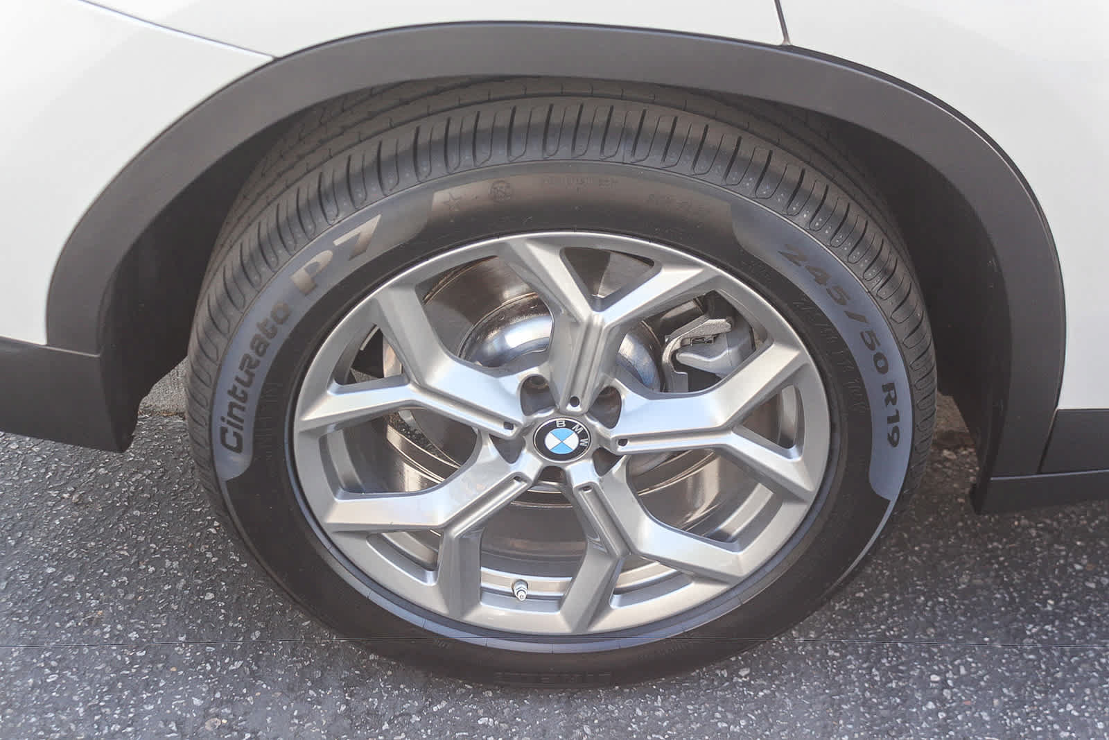 Used 2024 BMW X3 sDrive30i w/ Convenience Package RWD image 9