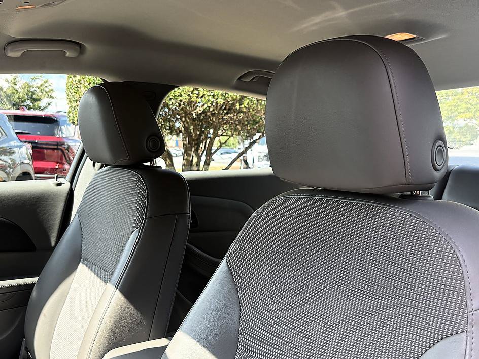 Used 2015 Chevrolet Malibu LT w/ Power Convenience Package FWD image 18