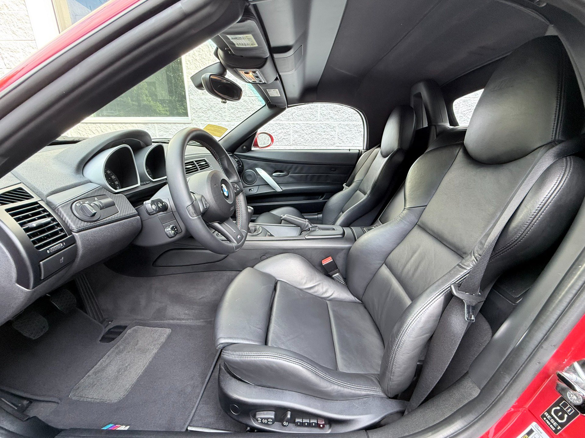 Used 2006 BMW M Roadster RWD image 29