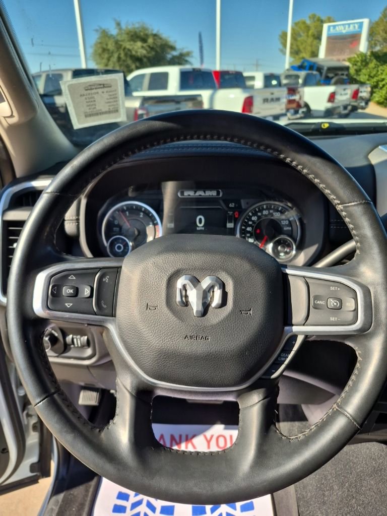 Used 2023 RAM 2500 Laramie AWD/4WD image 32