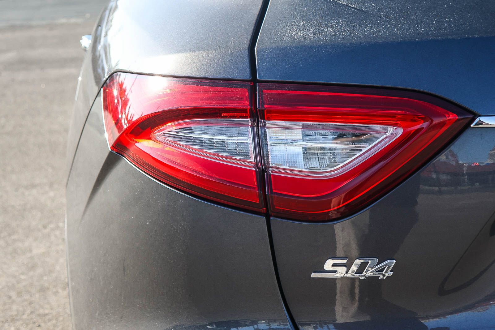 Used 2020 Maserati Levante S GranLusso AWD/4WD image 9