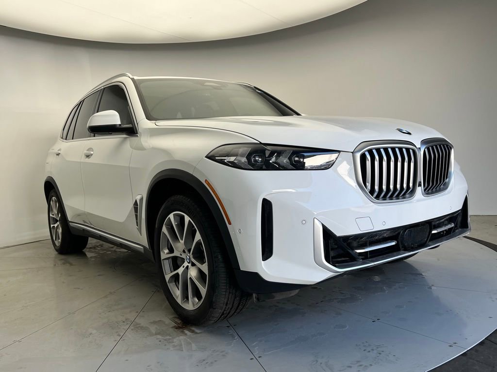 Certified 2024 BMW X5 xDrive40i w/ Parking Assistance Package image 2