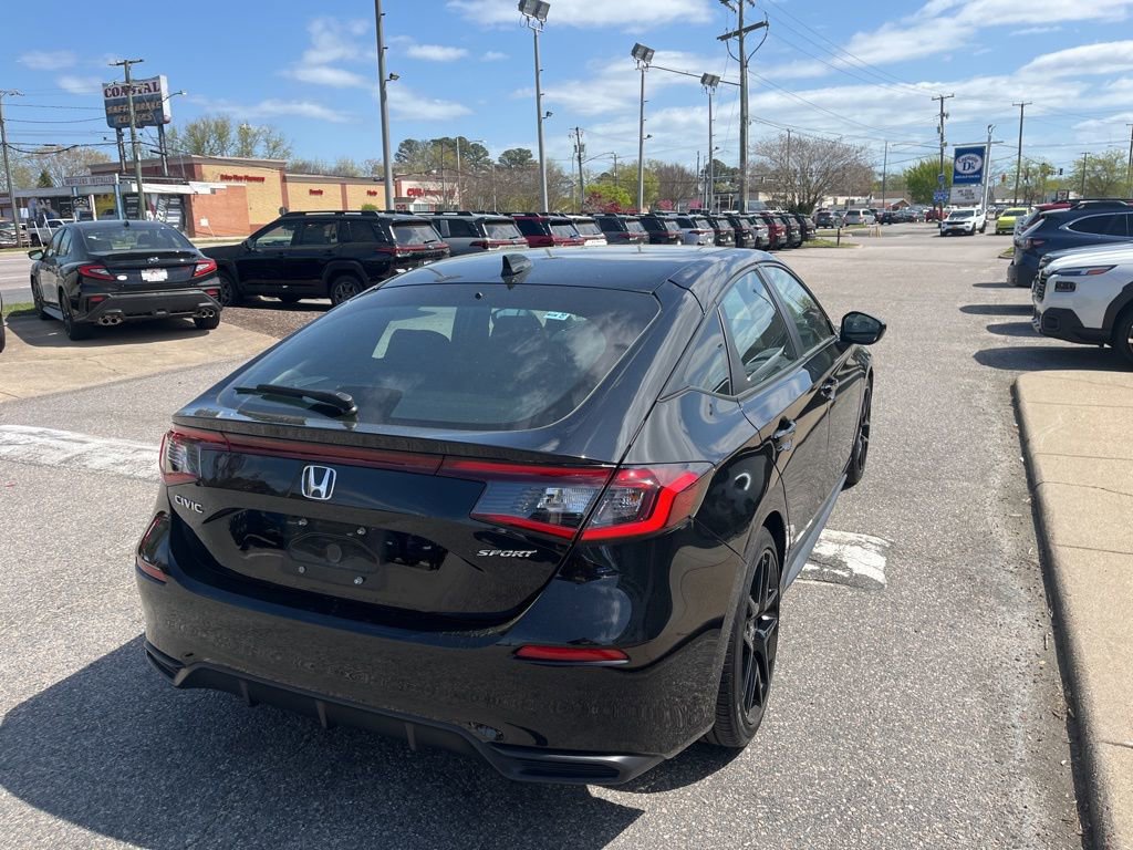 Used 2024 Honda Civic Sport image 4