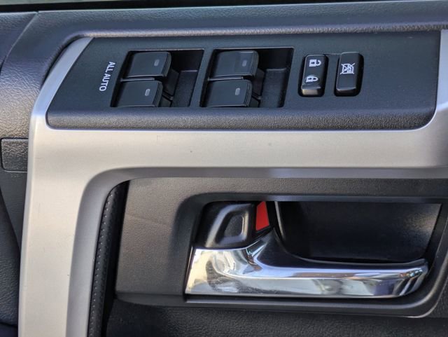 Used 2020 Toyota 4Runner SR5 image 25