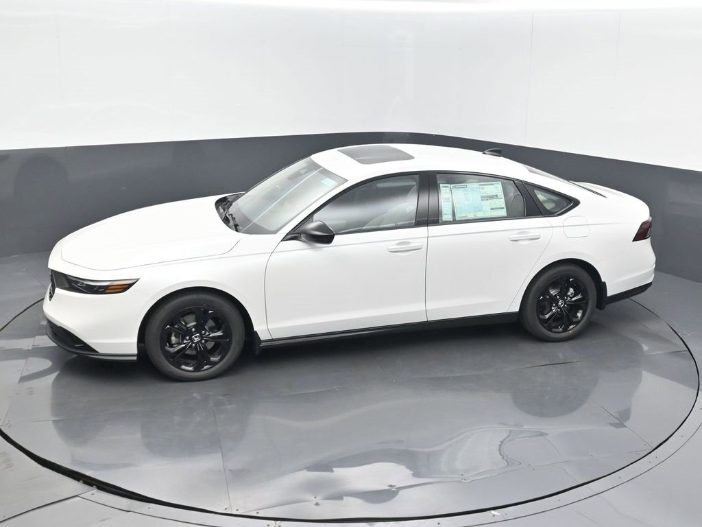 New 2025 Honda Accord SE image 12
