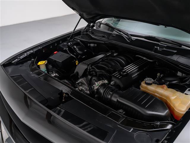 Used 2016 Dodge Challenger R/T Scat Pack RWD image 10