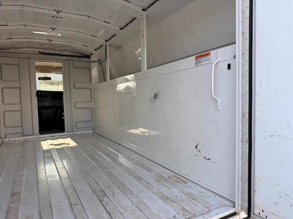 Used 2019 Chevrolet Express 3500 w/ Power Convenience Package RWD image 13
