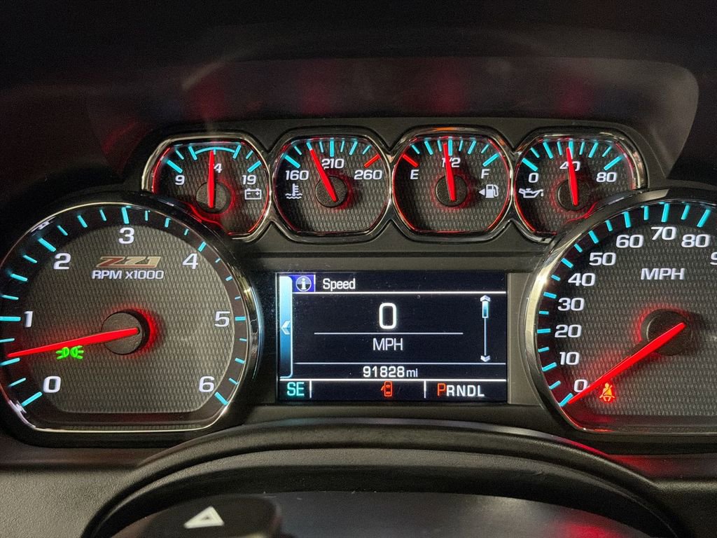 Used 2019 Chevrolet Tahoe LT w/ Off-Road Package AWD/4WD image 12