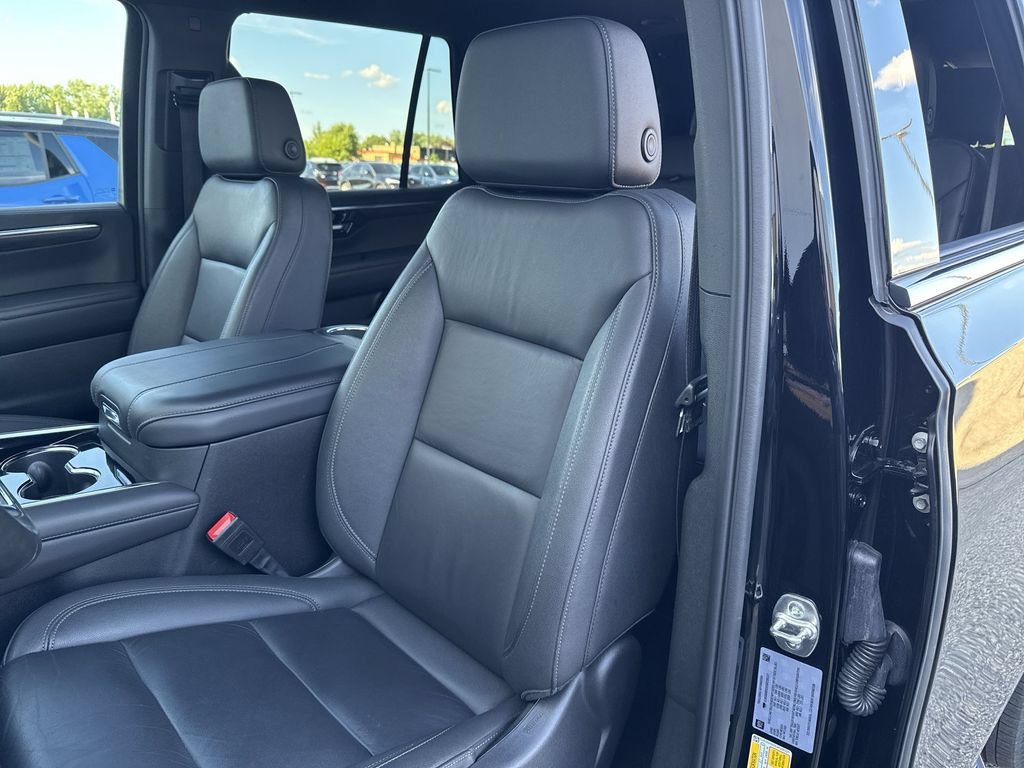 Certified 2025 Chevrolet Tahoe LT AWD/4WD image 11